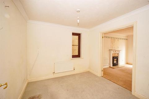 6 Epsom Close, St Leonards-on-sea, TN38 0WG