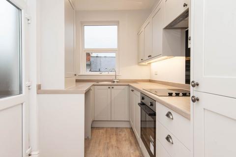 853 Abbeydale Road, Sheffield, S7 2BH