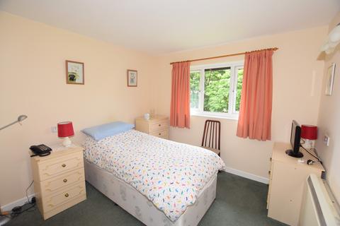58 Adams Way, Alton, GU34 2UY