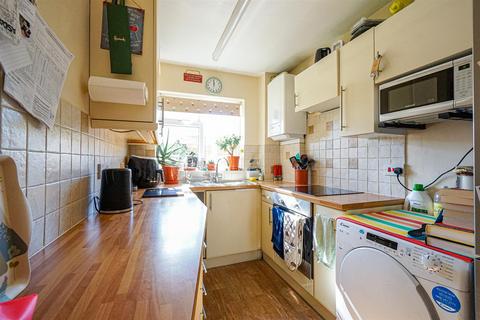 2 bedroom flat for sale, St. Johns Road, St. Leonards-On-Sea