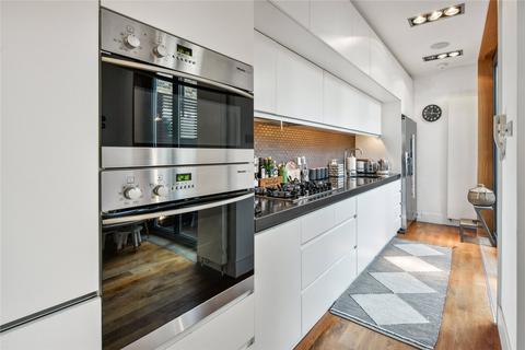 44 Orbain Road, London, SW6 7JY