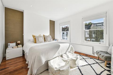 44 Orbain Road, London, SW6 7JY