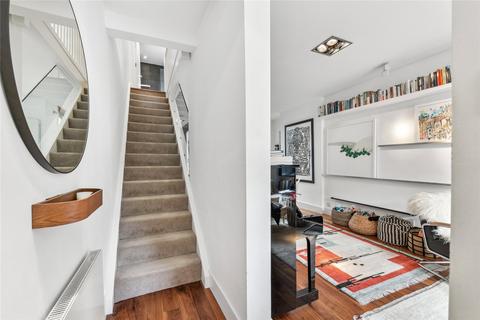 44 Orbain Road, London, SW6 7JY