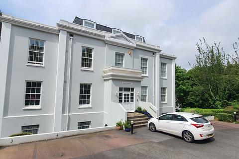 2 bedroom flat for sale, Lower Woodfield Road, Torquay, TQ1 2JY