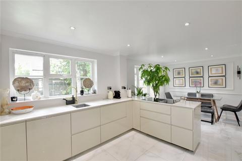 4 bedroom detached house for sale, Crosier Close, Blackheath, London, SE3