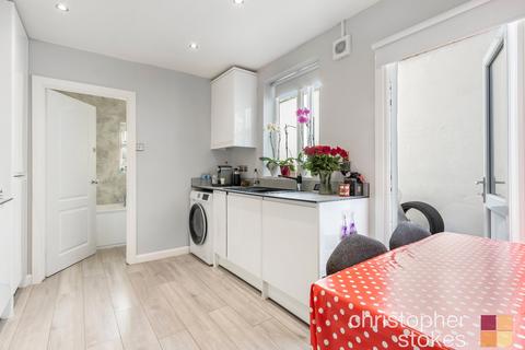 1 bedroom maisonette for sale, Turners Hill, Cheshunt, Waltham Cross, Hertfordshire, EN8 9DD