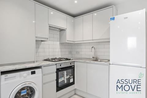 2 bedroom flat for sale, Church Street, London, N9