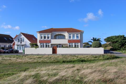 4 bedroom property for sale, L'Ancresse Common, Vale, Guernsey, GY3