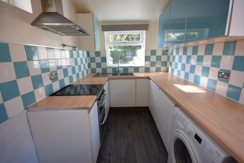 2 bedroom semi-detached house to rent, Leek Road, Milton