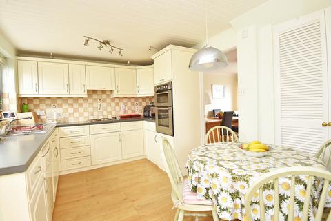 4 bedroom detached house for sale, Westville Oval, Harrogate