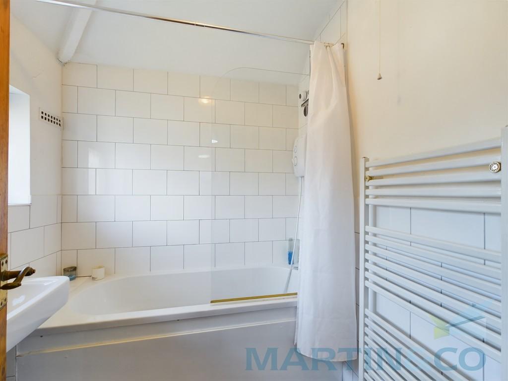 Bathroom upstairs
