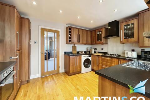 21 Ashbury Chase, Outwood, Wakefield, WF1 2PP