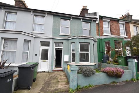 3 bedroom house to rent, Priory Road, Hastings