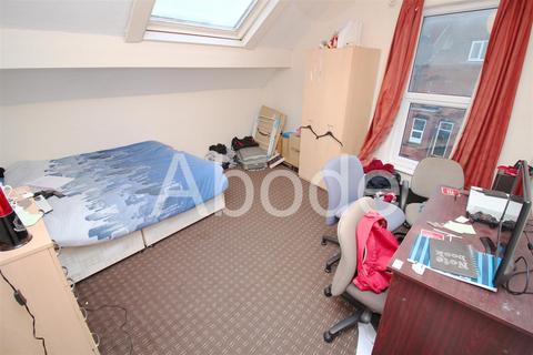 undefined, Brudenell Street, Hyde Park, Leeds