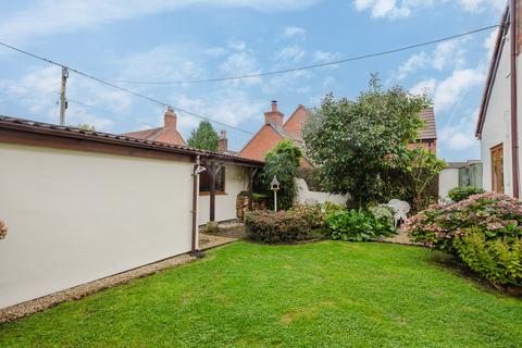 4 bedroom detached house for sale, Bread Street, Warminster