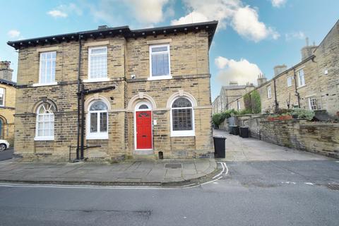 Caroline Street, Bradford BD18