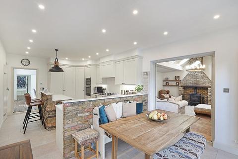 Herries Greensted Green, Ongar, CM5 9LF