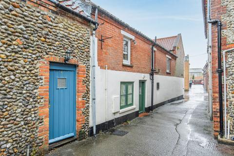 2 bedroom flat for sale, Holt