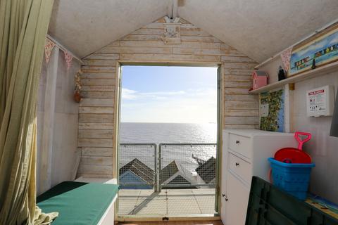 Chalet for sale, Brackenbury, Felixstowe IP11