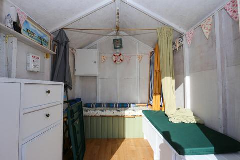 Chalet for sale, Brackenbury, Felixstowe IP11