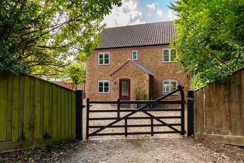 4 bedroom detached house for sale, Heacham