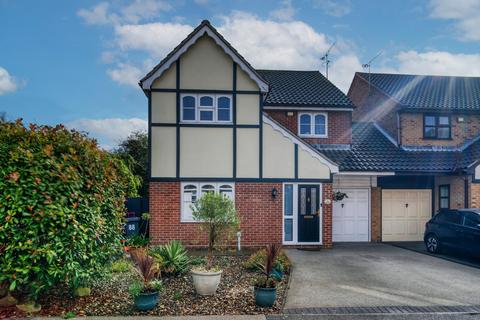 4 bedroom detached house for sale, Valley Walk, Suffolk IP11