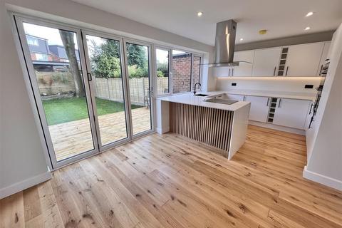 4 bedroom semi-detached house for sale, Newlands Drive, Wilmslow