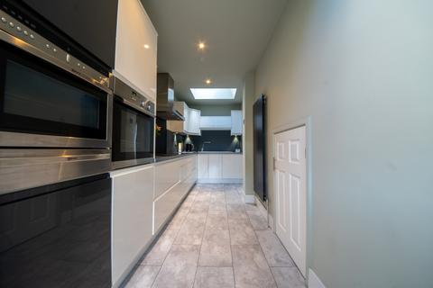 89 Abbey View Road, Sheffield, S8 8RG