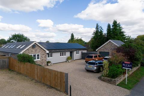 4 bedroom detached bungalow for sale, Grinstead Hill, Ipswich IP6