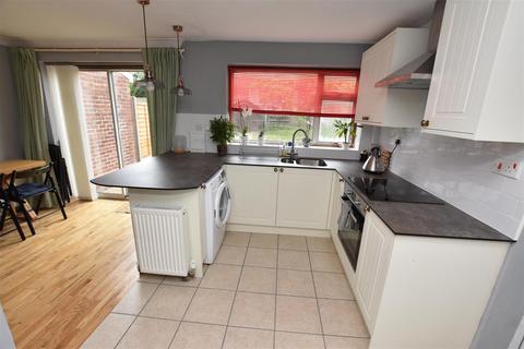 2 bedroom house to rent, Frederick Road, Birmingham B29