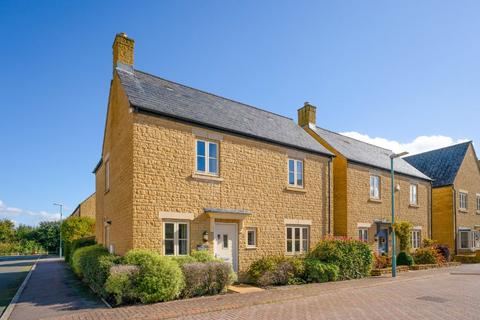 4 bedroom detached house for sale, Lysander Way, Moreton-in-Marsh, Gloucestershire, GL56