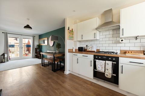 73 Adlam Way, Salisbury, SP2 9FA