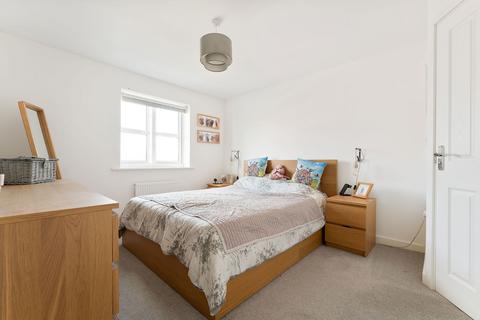 73 Adlam Way, Salisbury, SP2 9FA