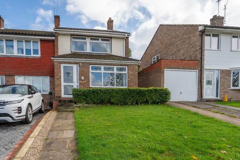 3 bedroom end of terrace house for sale, Chichester Way, Watford, Hertfordshire, WD25