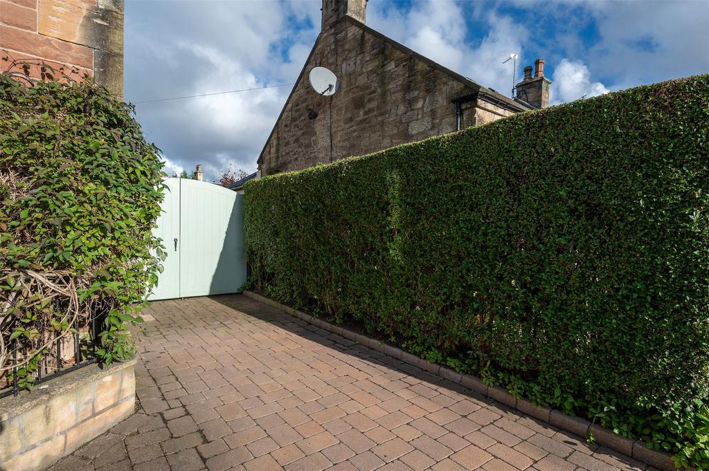 Private Driveway
