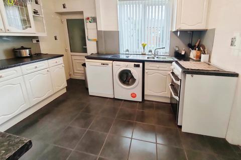 83 Hernefield Road, Birmingham, B34 6PN