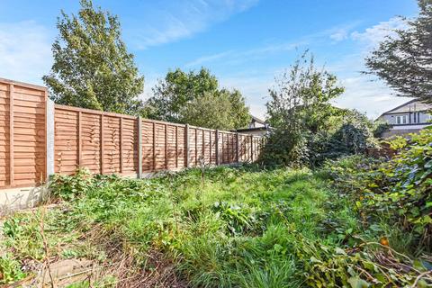 40 Matlock Road, London, E10 6BU