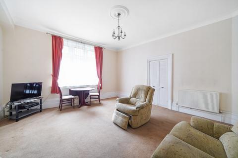 2 bedroom apartment for sale, High Road, Willesden Green
