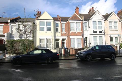 2 bedroom flat to rent, Chapter Road, Willesden, NW2