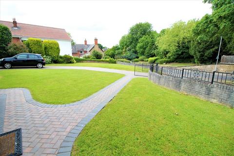 3 bedroom detached bungalow for sale, Sandygate, Rotherham S63