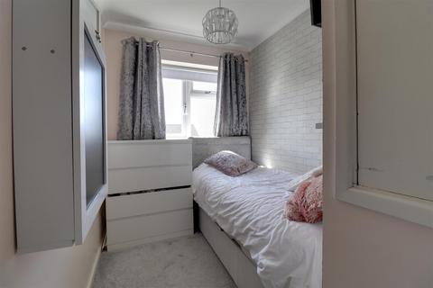 15 Browning Grove, Talke, Stoke-on-trent, ST7 1PD