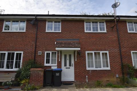 2 bedroom terraced house to rent, Gresley Close, Hertfordshire AL8