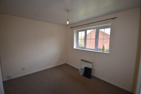 2 bedroom terraced house to rent, Gresley Close, Hertfordshire AL8