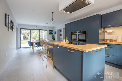 Oak Tree House Cedar Road, Hethersett, Norwich, NR9 3JY