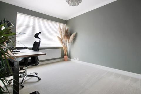 94 Standard Road, Bexleyheath, DA6 8DR