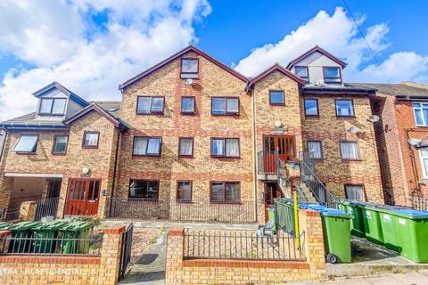 2 bedroom apartment for sale, Cantwell Road, Shooters Hill