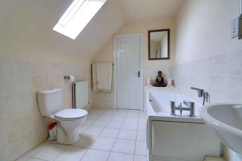 Jack & Jill Ensuite
