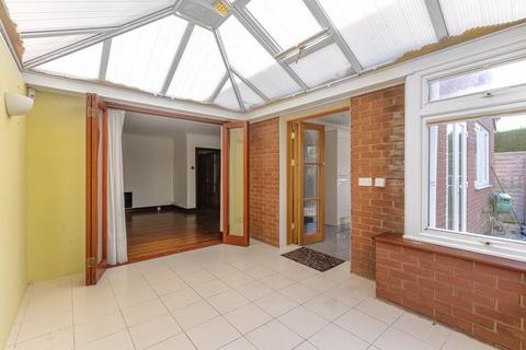 2 bedroom semi-detached house for sale, Woodlands Avenue, Sidcup, DA15 8HB