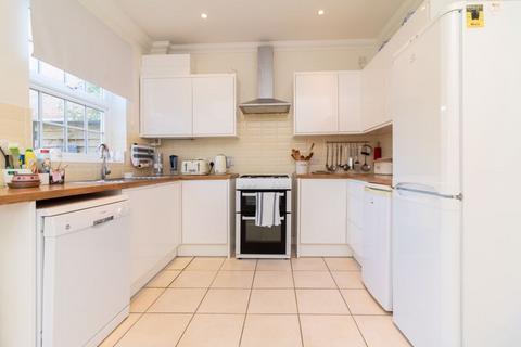 4 bedroom terraced house for sale, Tower Place, Warlingham