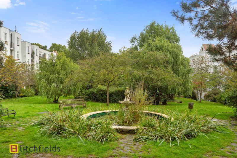 Communal gardens